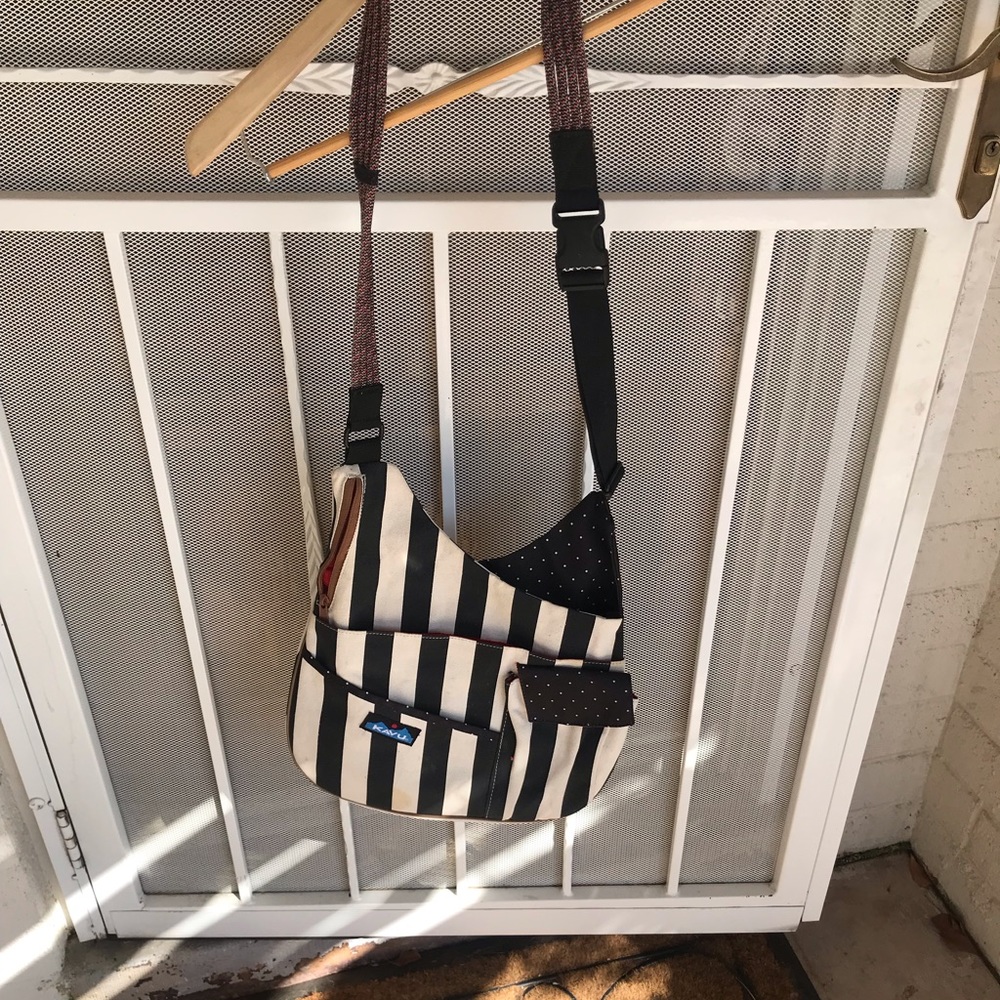 Kavu crossbody purse